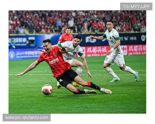 成都蓉城新帅阿洛伊西抵达成都,将与执教浙江队的兄长上演兄弟对决 成都蓉城新帅阿洛伊西抵达成都,将与执教浙江队的兄长上演兄弟对决